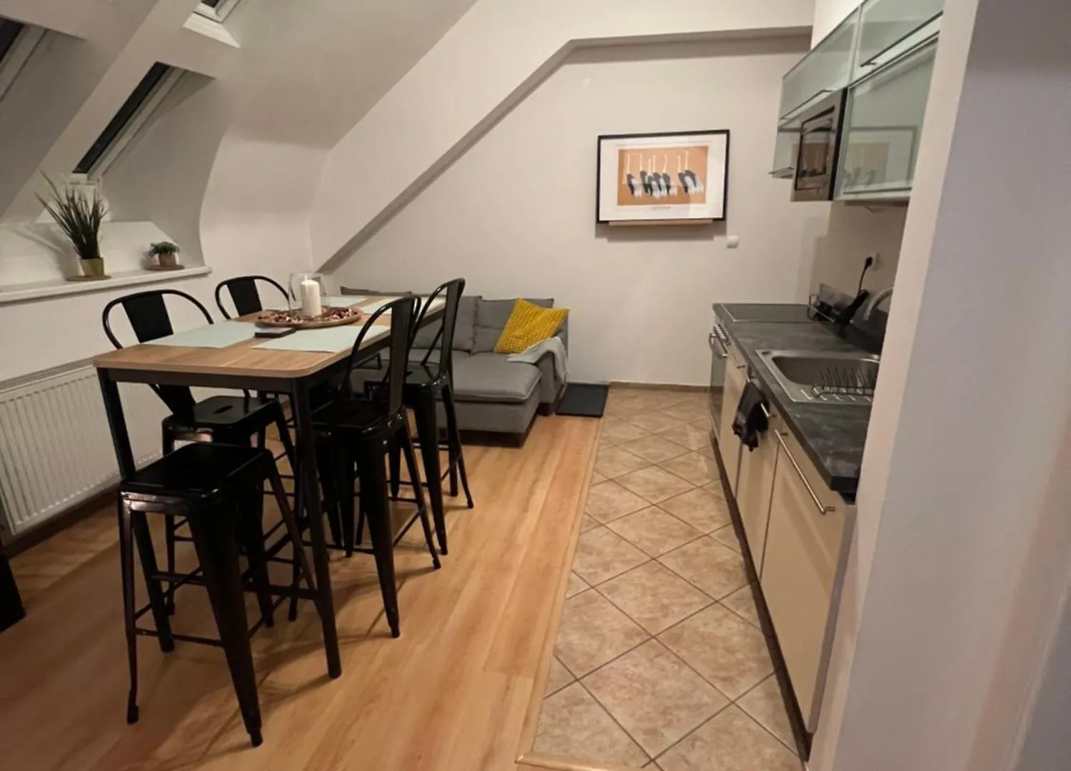 Central, Cozy & Stylish Apartment With Views Prague 0*,