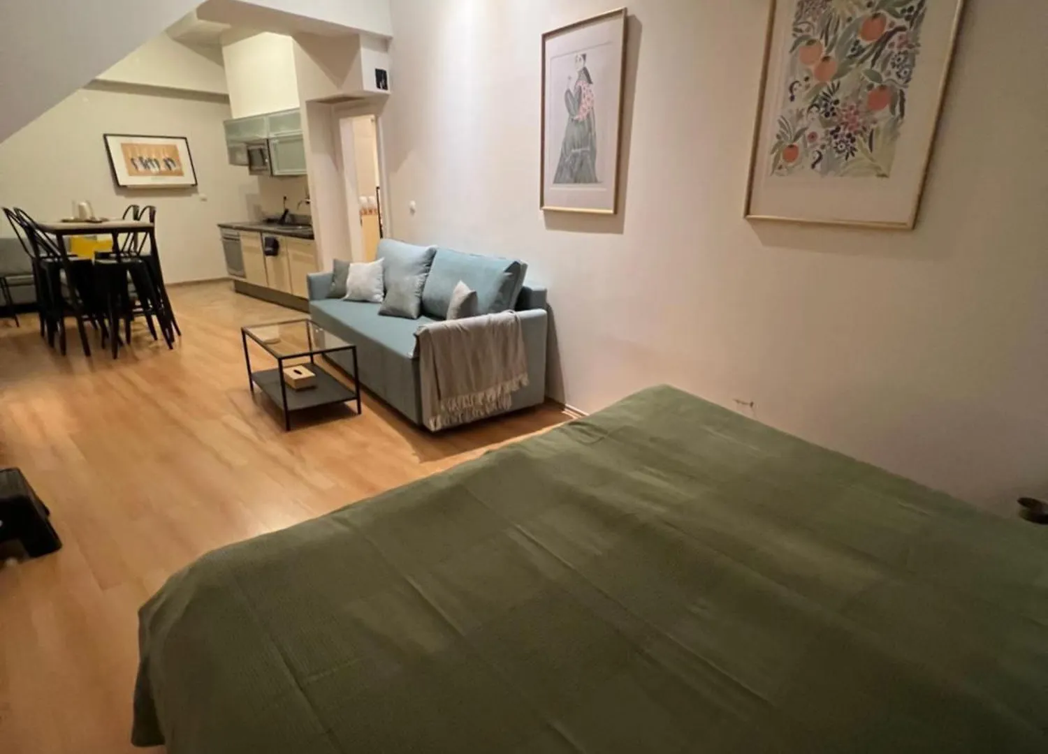 Central, Cozy & Stylish Apartment With Views Prague