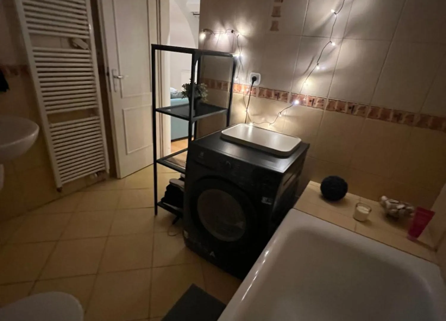 Central, Cozy & Stylish Apartment With Views Prague