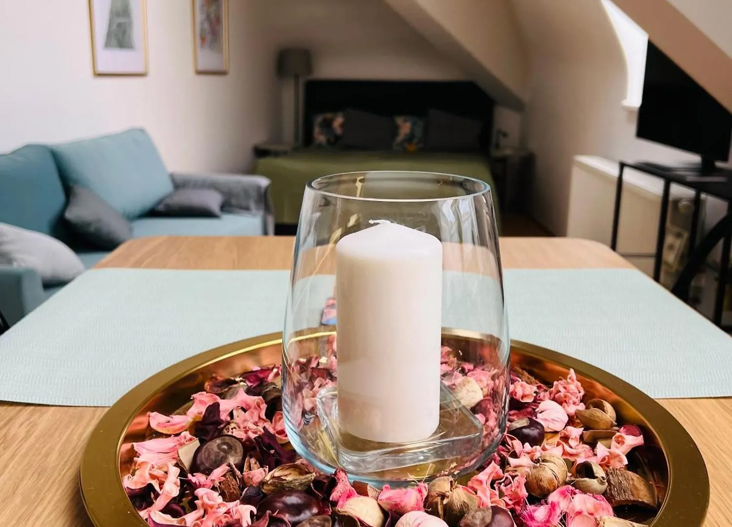 Central, Cozy & Stylish Apartment With Views Prague