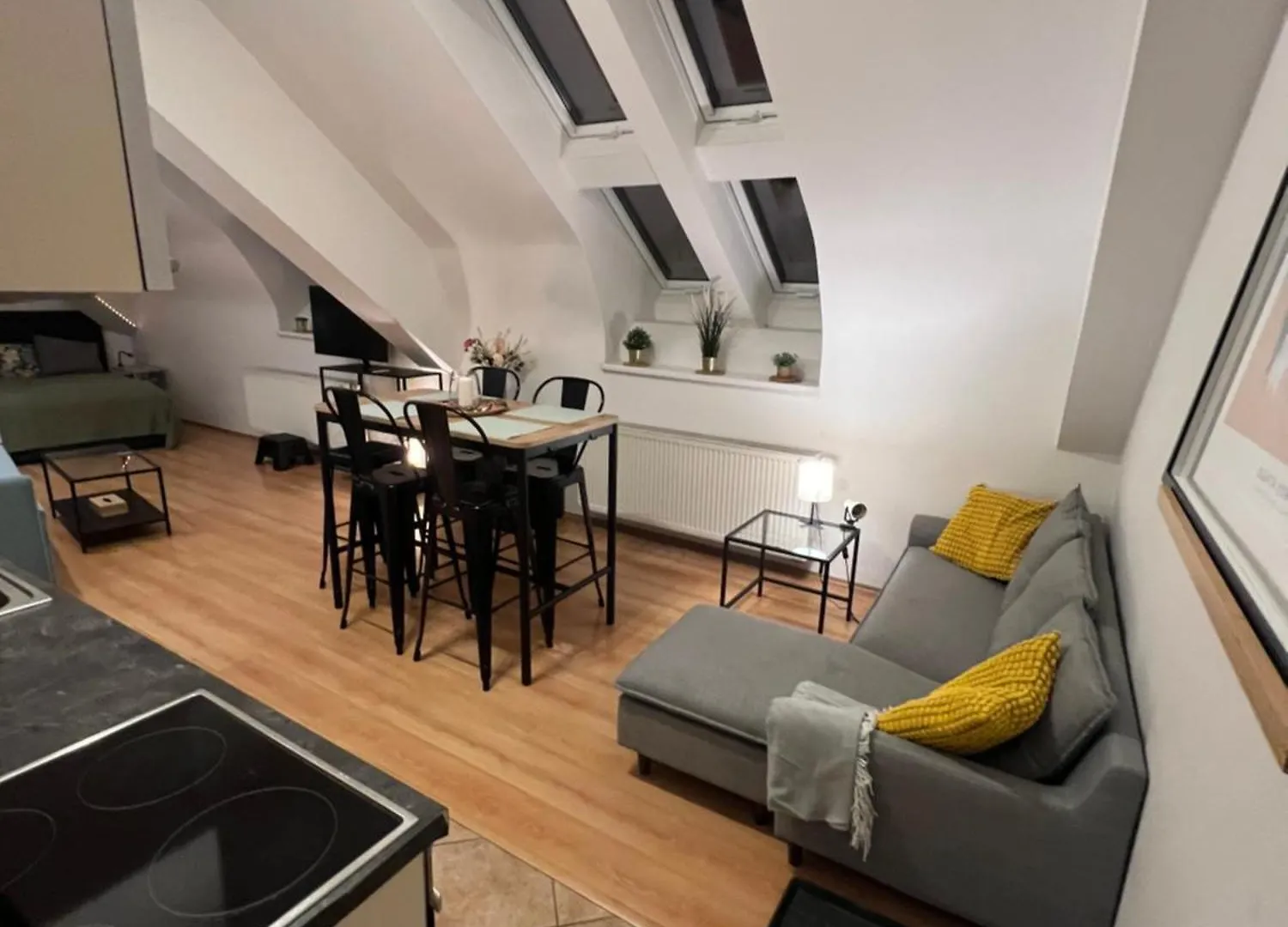 Central, Cozy & Stylish Apartment With Views Prague Czech Republic