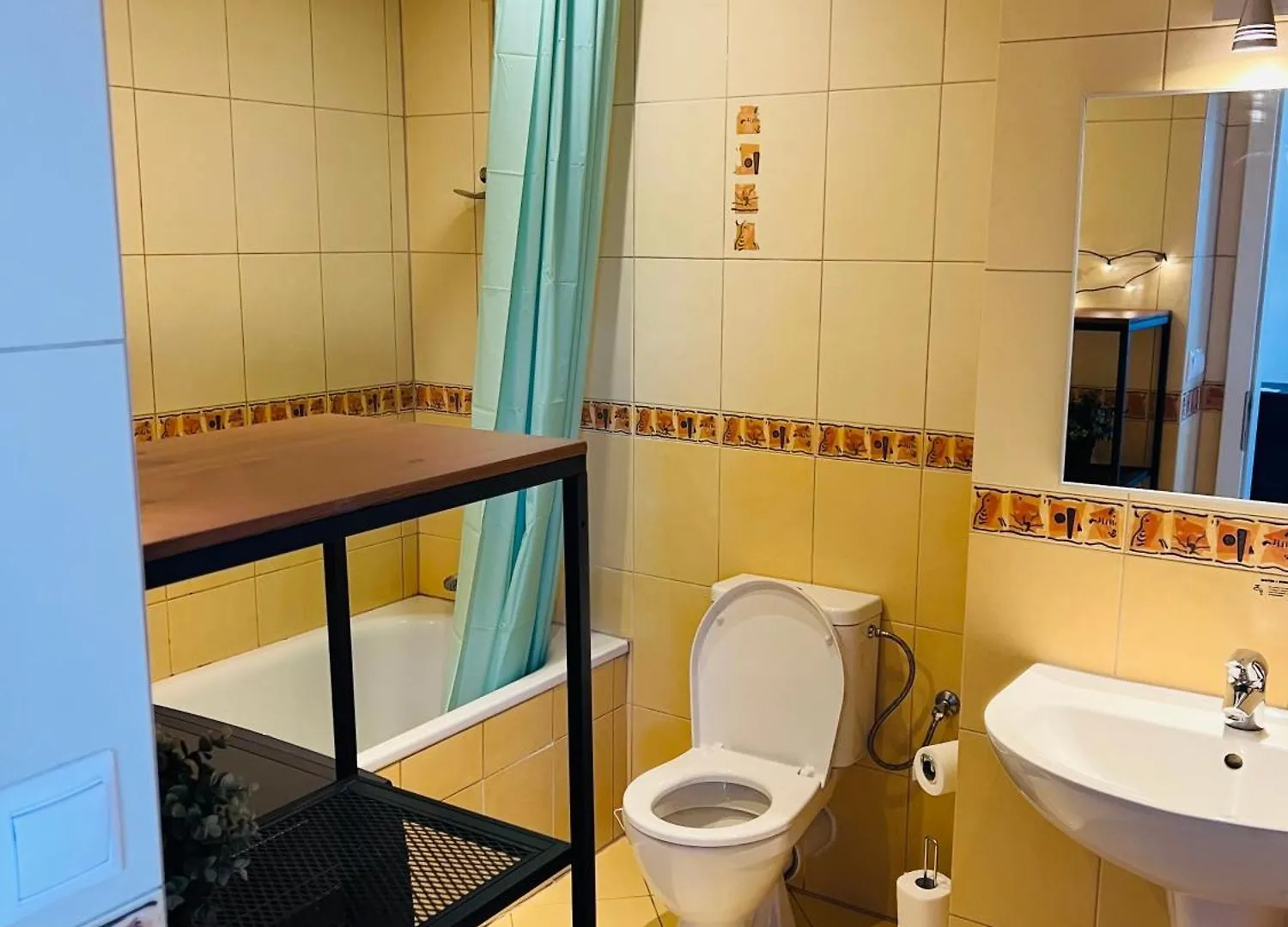 Central, Cozy & Stylish Apartment With Views Prague