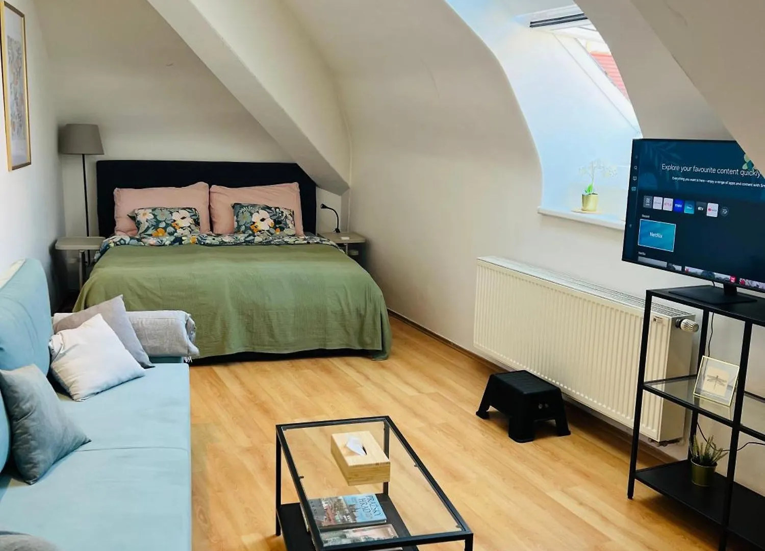 Central, Cozy & Stylish Apartment With Views Prague